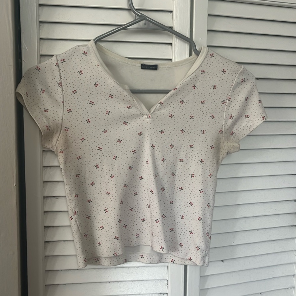 Brandy melville tee